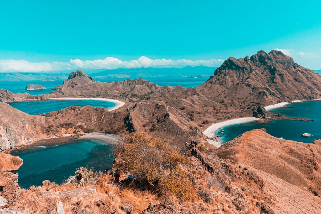 Flights to Labuan Bajo in 2027: Bali, Jakarta & Singapore Routes